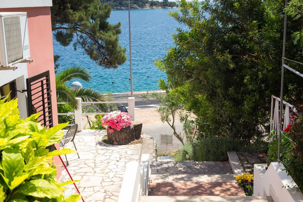 Apartments Villa Julija Mali Lošinj Rum bild