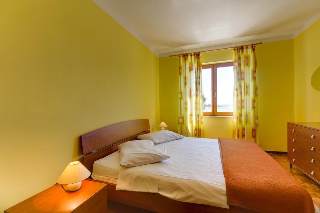 Apartments Villa Julija Mali Lošinj Rum bild