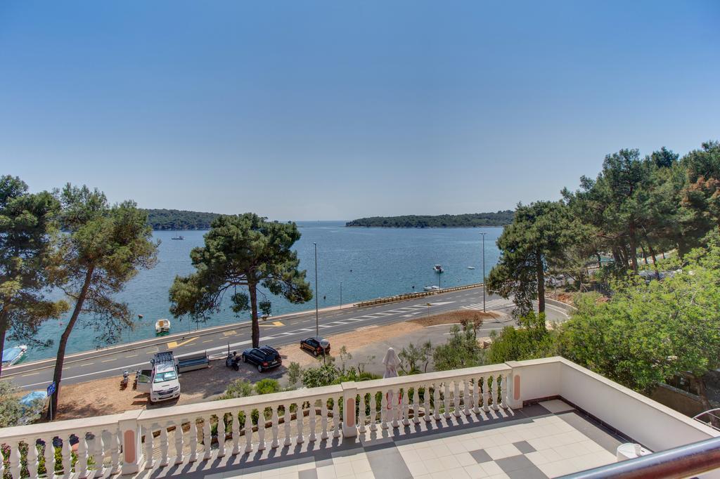 Apartments Villa Julija Mali Lošinj Rum bild